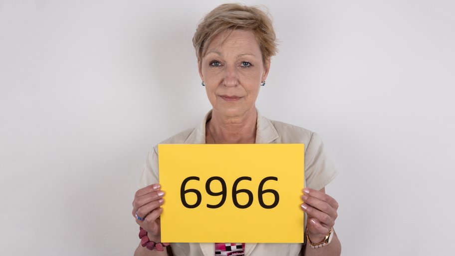 Casting Granny Porn - Czech Casting - Horny Granny Milena 6966 - Pornvibe.org